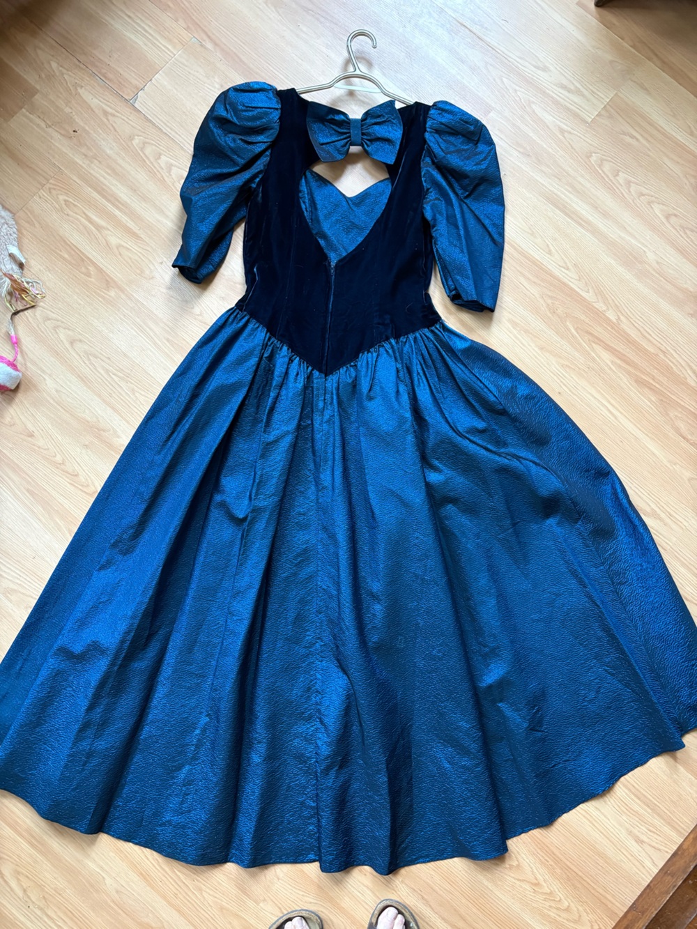 Alfred Angelo Blue and Black vintage Dress princess sz 13/14 Whimsygoth velvet - Picture 4 of 10